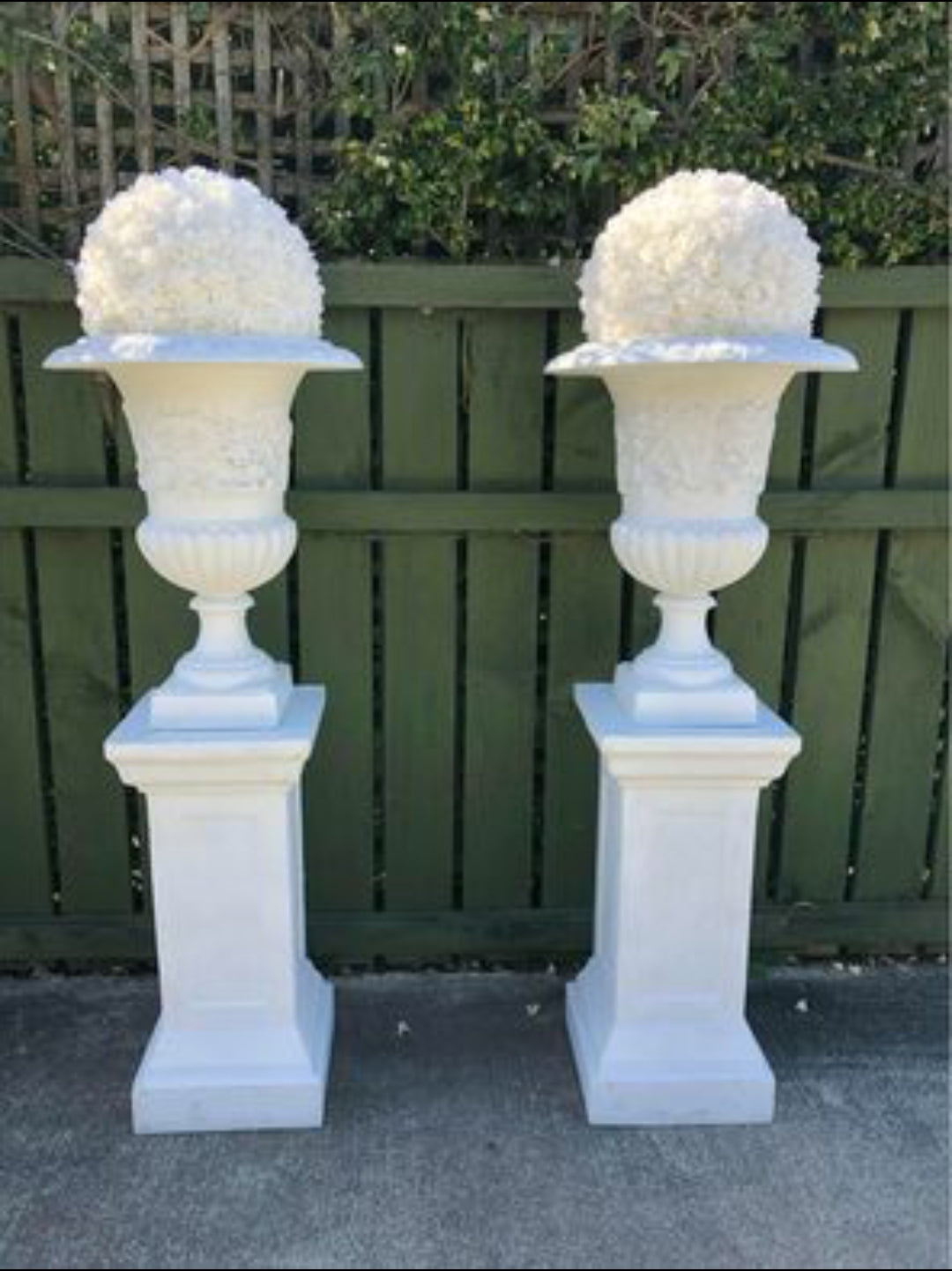 Urns & Pedestals