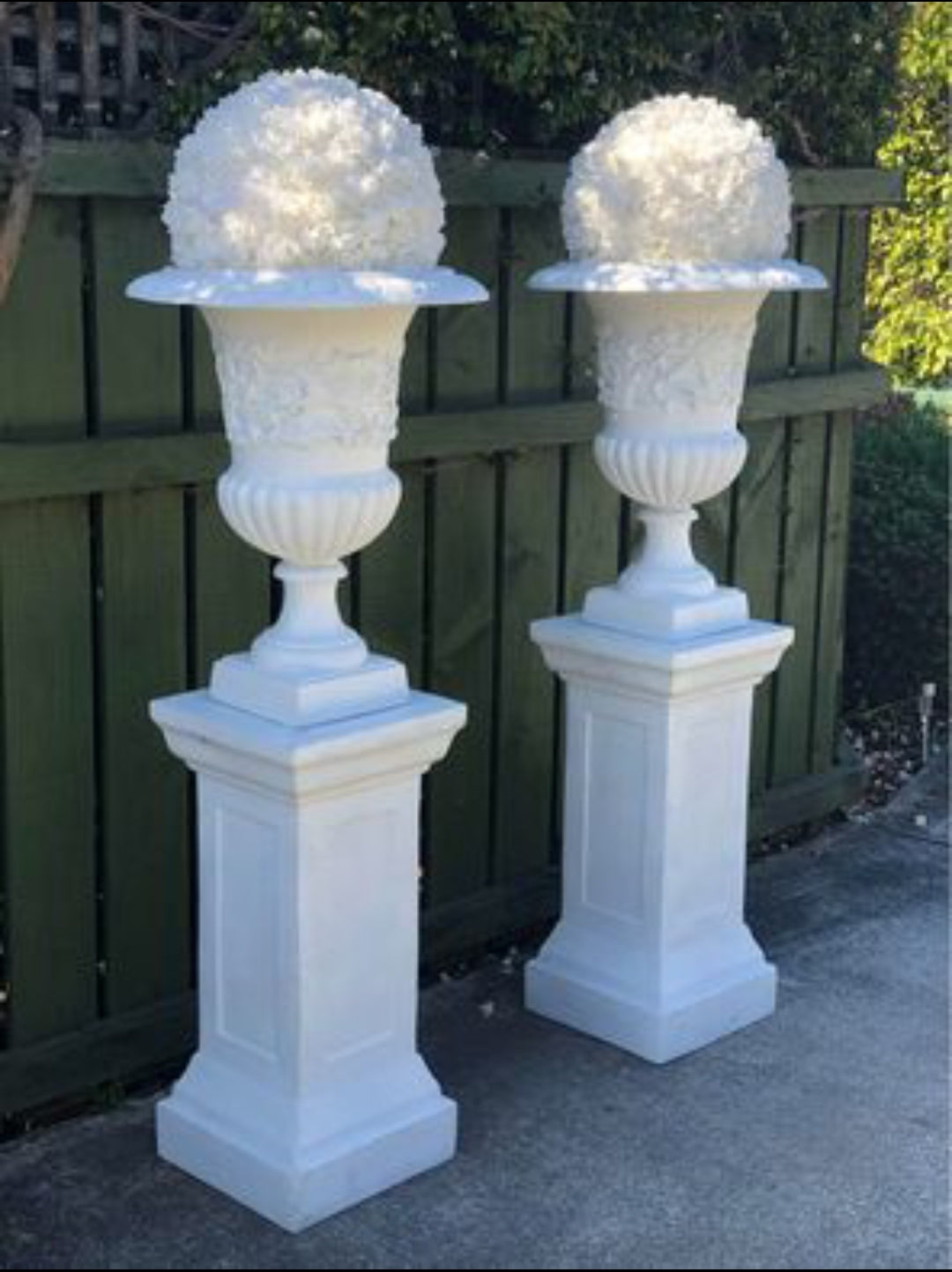 Urns & Pedestals